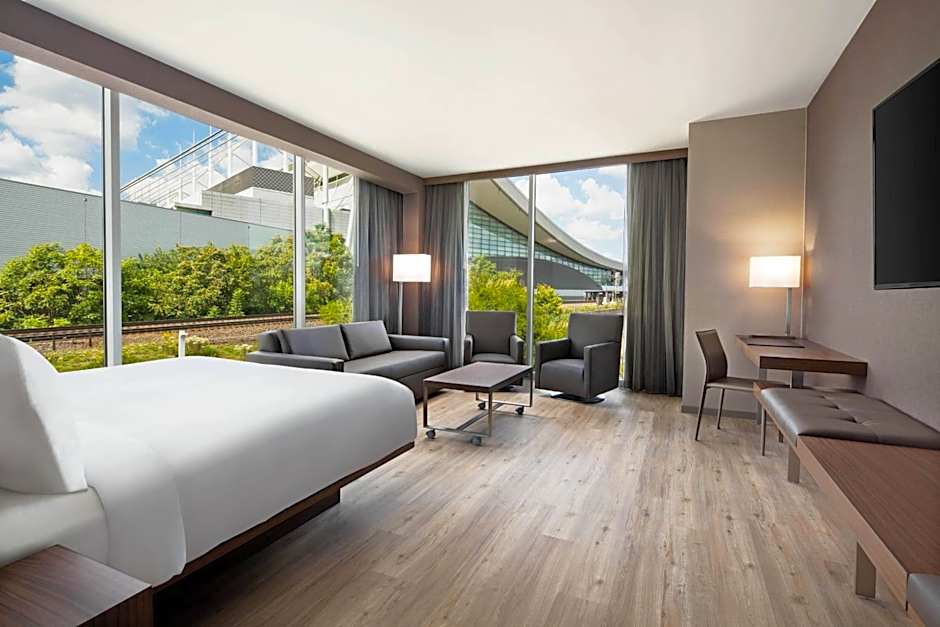 AC Hotel by Marriott Pittsburgh Downtown