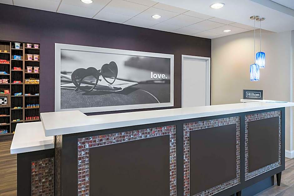 Hampton Inn By Hilton & Suites San Antonio Brooks City Base, TX