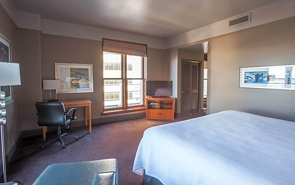 Magnolia Hotel Dallas Downtown