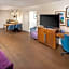Hampton Inn & Suites Asheville Airport