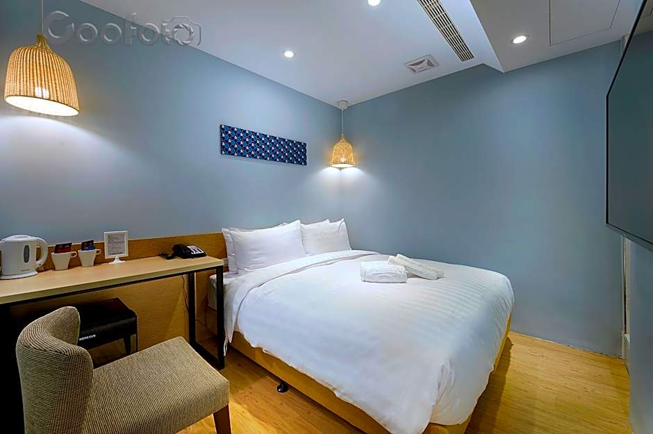 Shin Sei Bashi Hotel