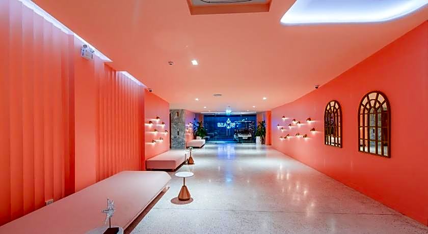 The Sea Cret Hua Hin Hotel