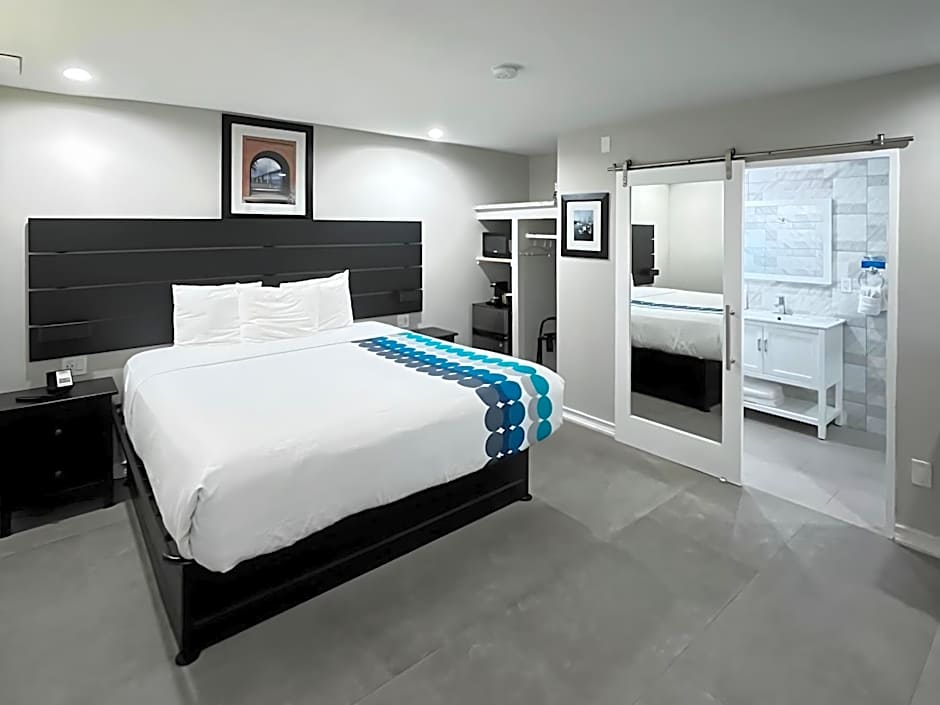 Inn By the Bay Monterey