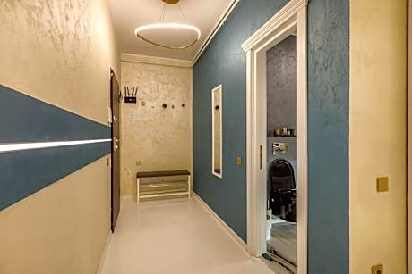 Studio Luxury George by R S