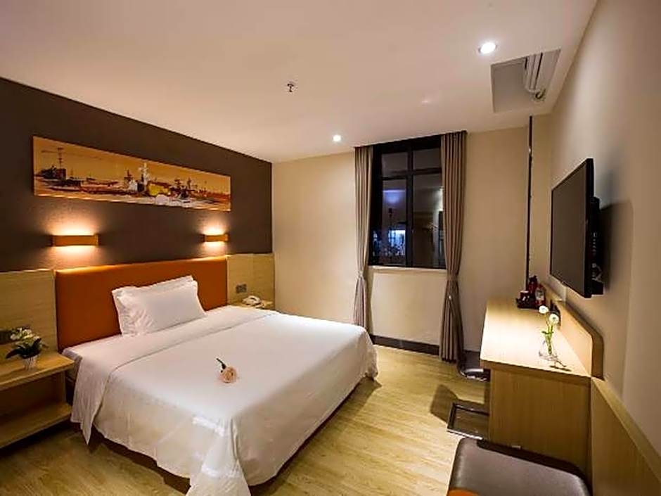 Photo 1 of 4 of 7 Days - Youxiang Bed Room