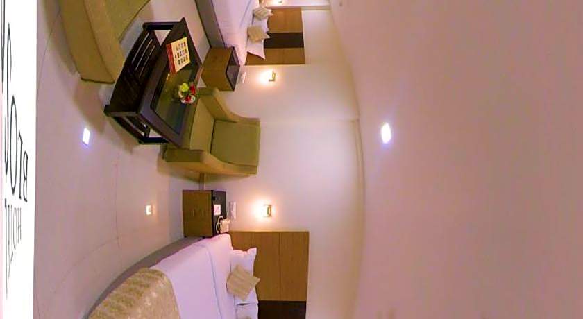 Hotel Blossoms