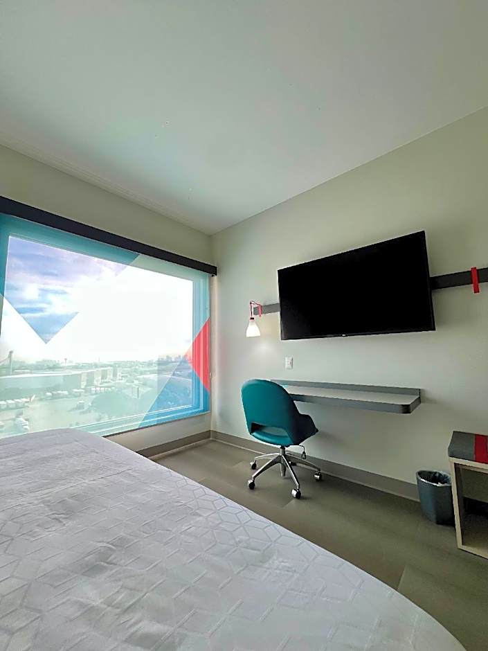 Avid Hotels Guadalajara Av Vallarta Pte By IHG