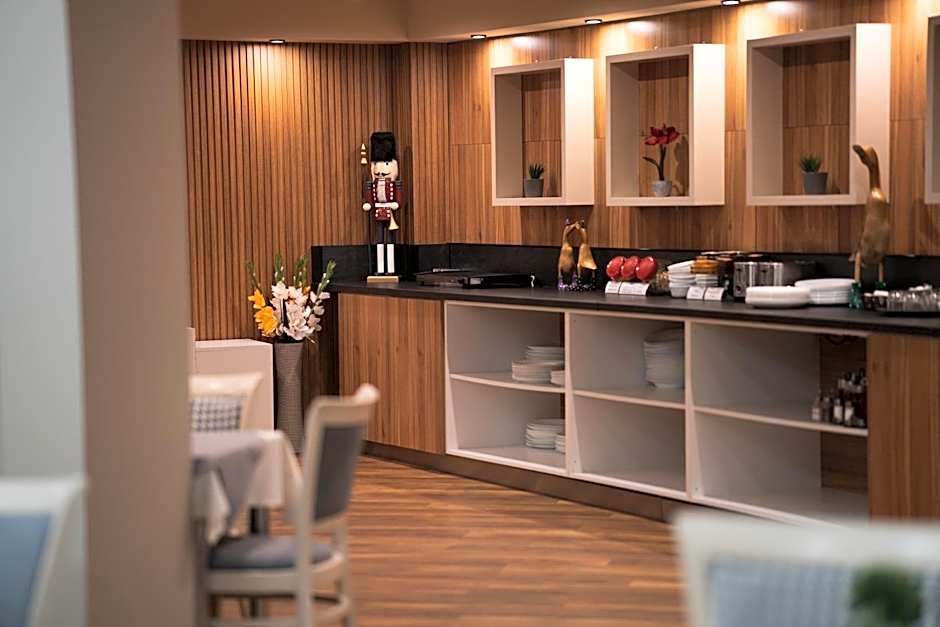 Hotel BLVD 7