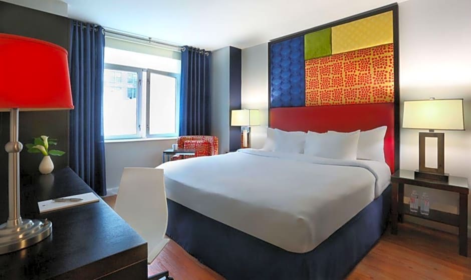 Photo 1 of 1 of Superior 1 King Bed, Accessible