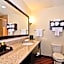 La Quinta Inn & Suites by Wyndham Auburn