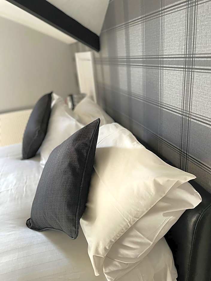 The Whittington & Cat