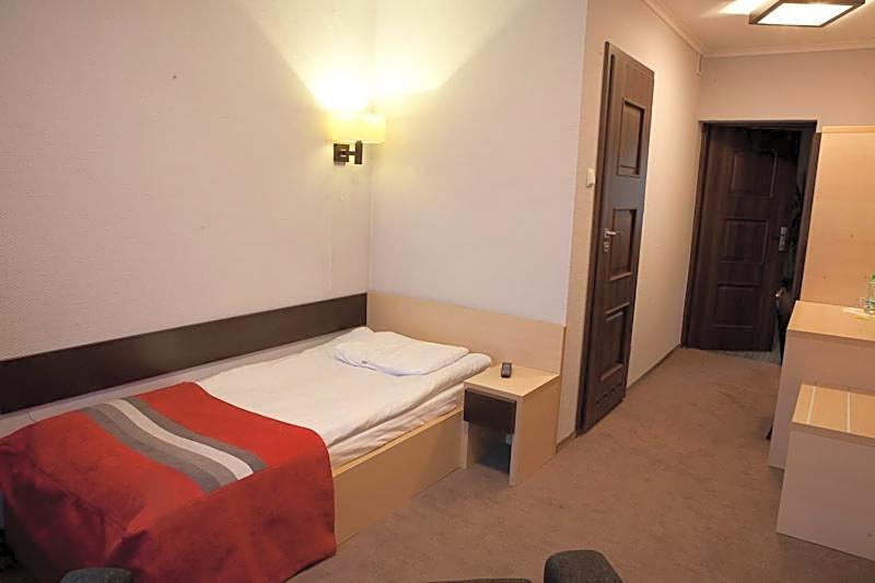 Photo 1 sur 4 de Single Room
