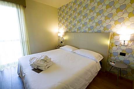 Spa Hotel Parigi 2 Airport