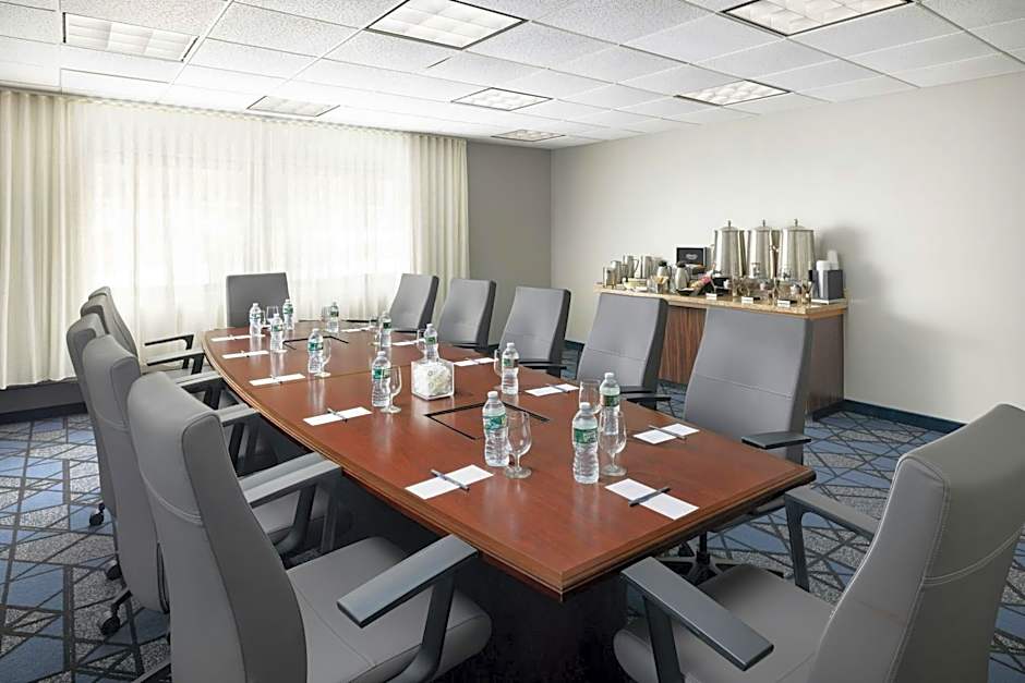 Courtyard by Marriott Montvale