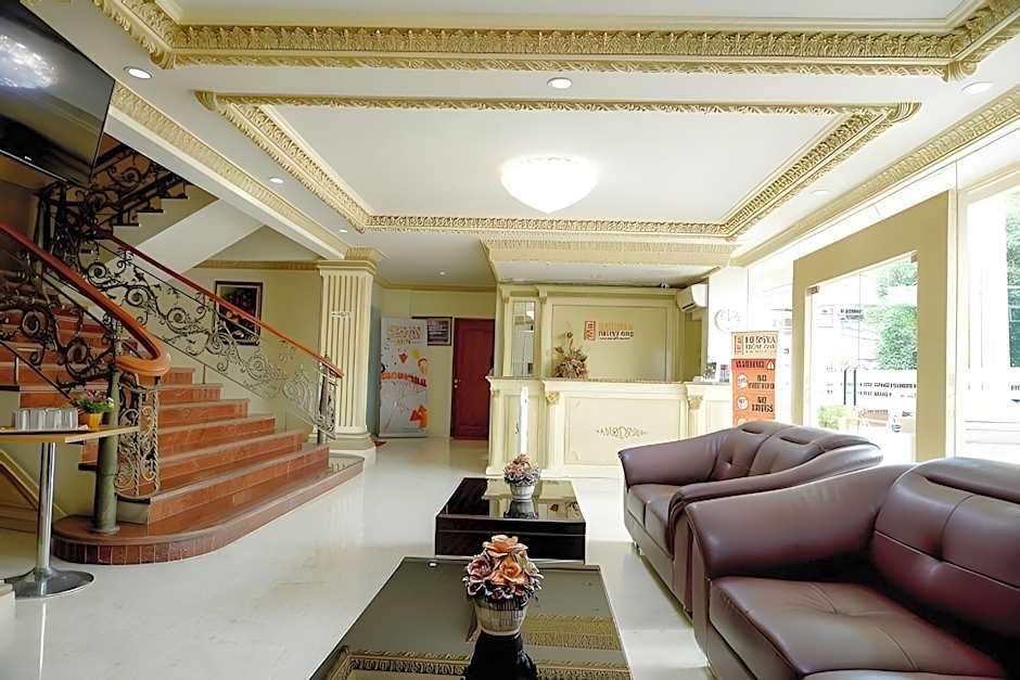 Hersya Front One Inn Surabaya