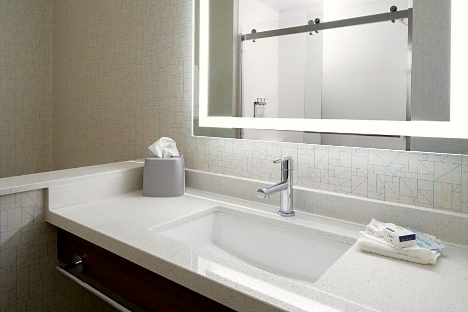 Holiday Inn Express & Suites - Bullhead City By IHG