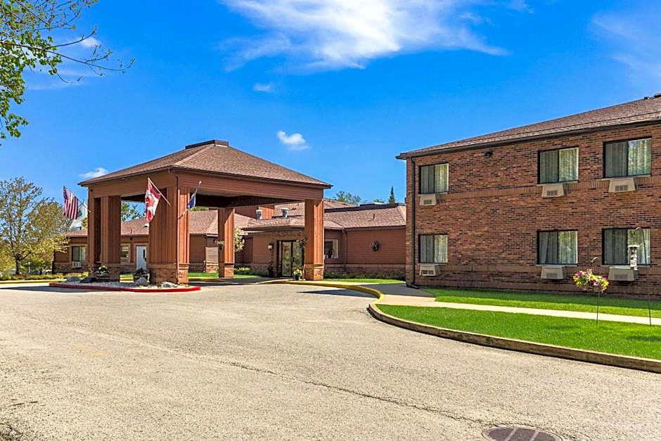Quality Inn Petoskey-Harbor Springs