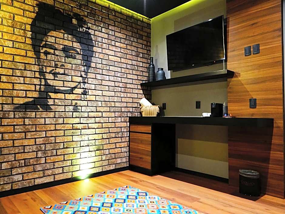 Cadillac Hotel Boutique