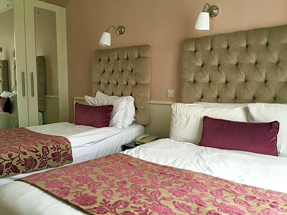 Maples House Hotel