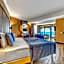 Numa Port Hotel