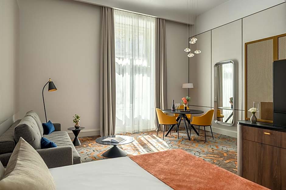 Hotel Moments Budapest