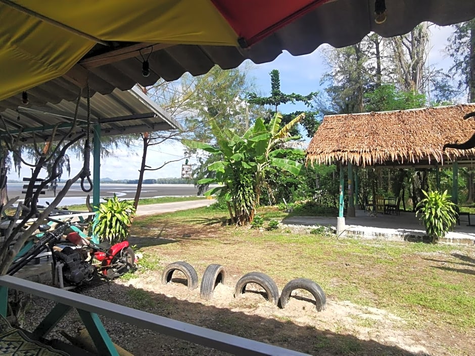 Neverland Beach Village Bungalows