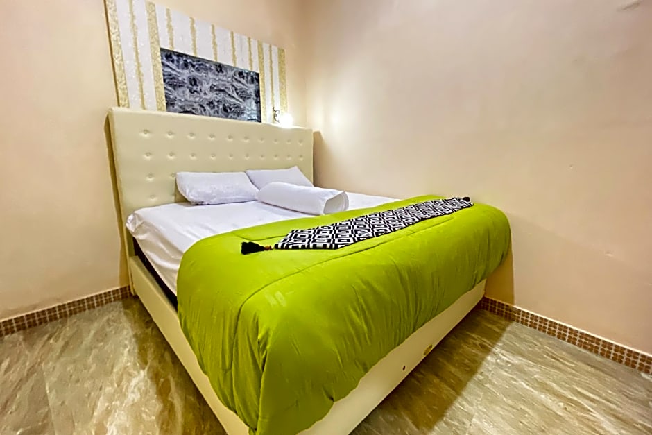 Ardam Homestay Syariah Near Mall Panakkukang – Makassar, CA