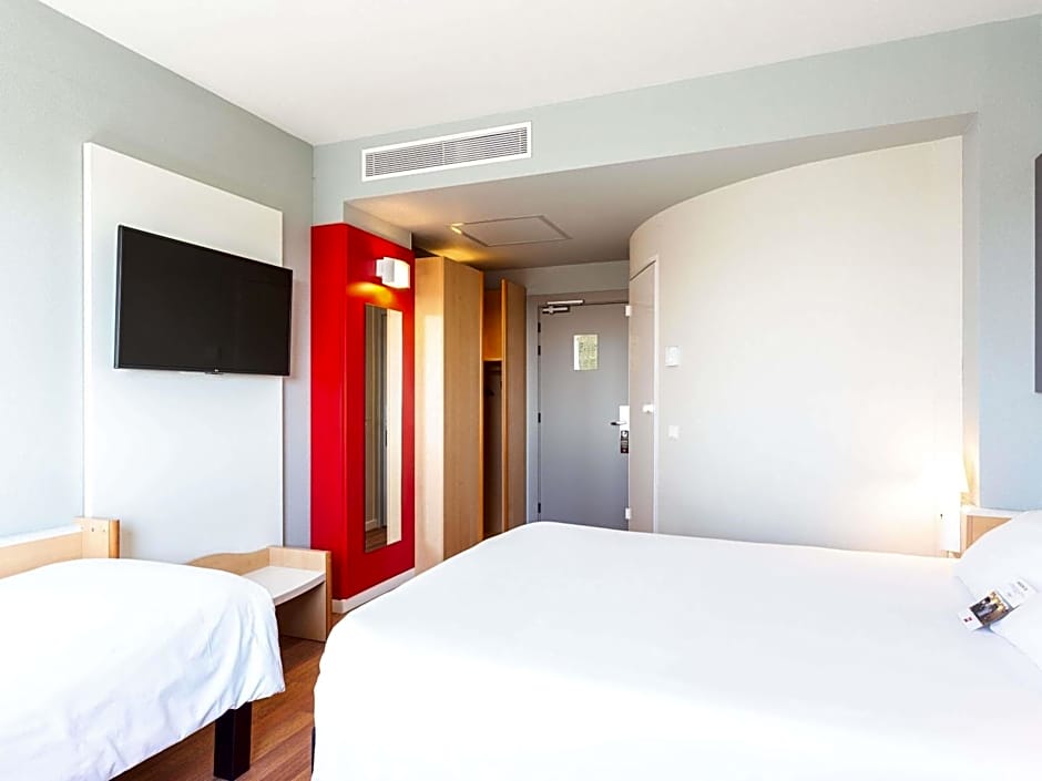Ibis Elche