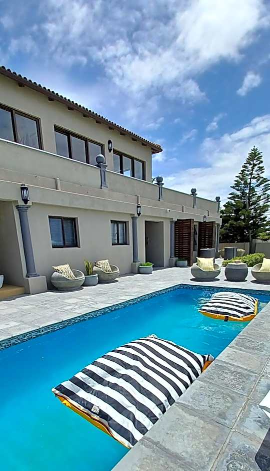 Chateau de Marine Boutique Hotel