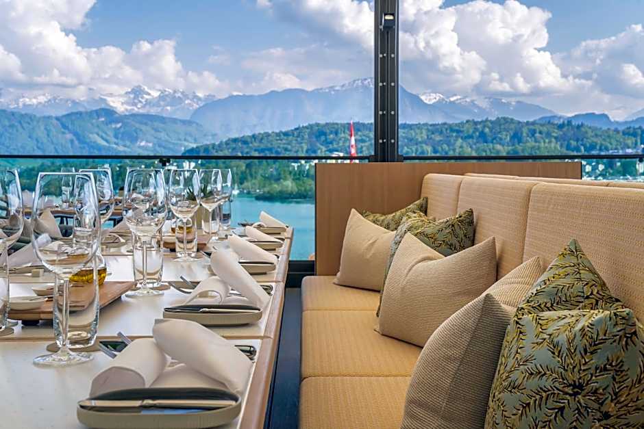 Penthouse by Art Deco Hotel Montana