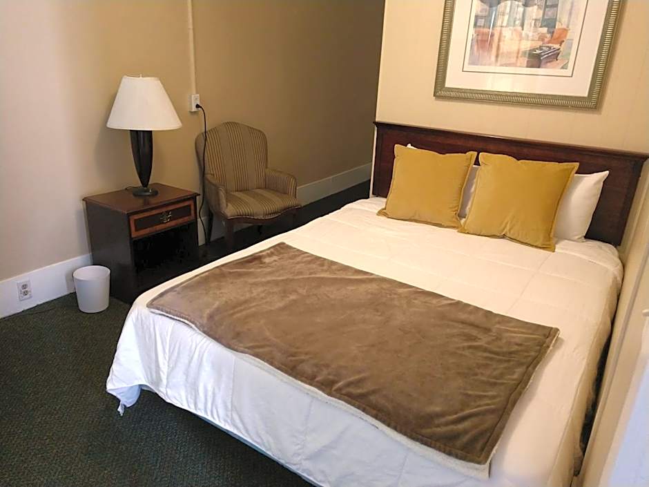 Hotel Wayne
