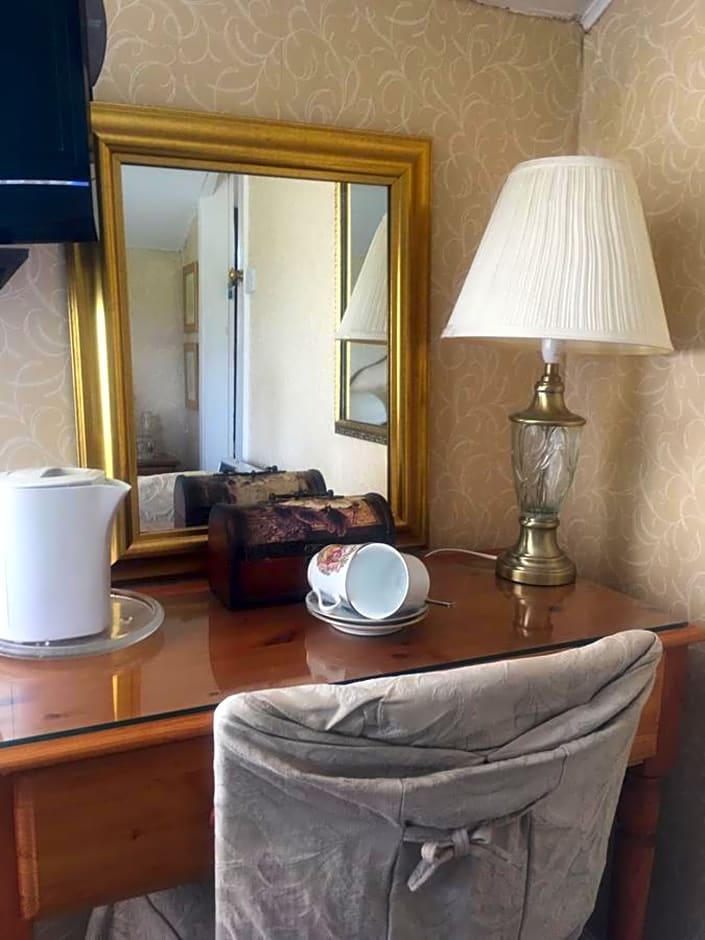 West Wold Farm House B&B