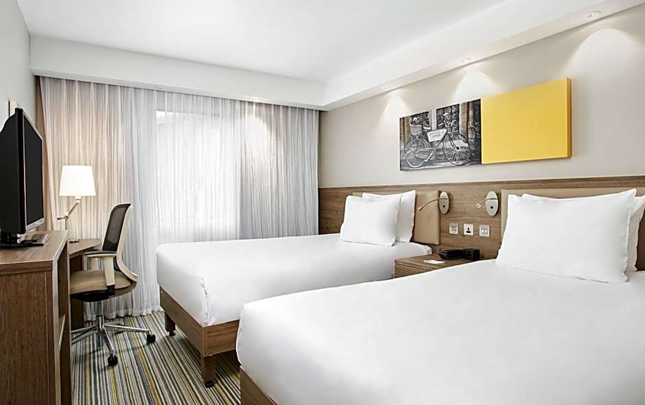 Hampton by Hilton Oxford