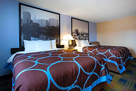 Queen Room with Two Queen Beds - Non-Smoking