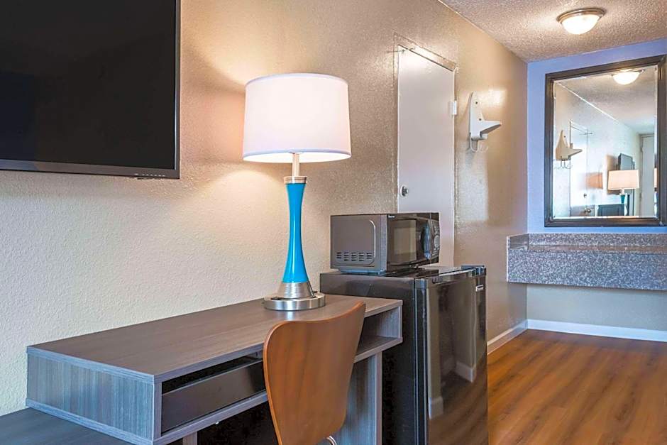 Super 8 by Wyndham Hardeeville