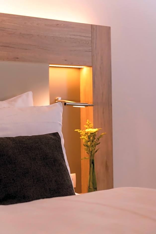 Four Stars by City Hotel