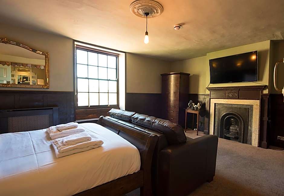 Alma Inn & Dining Rooms