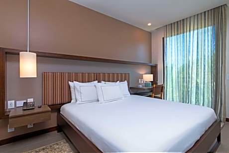 Queen Room with Two Queen Beds and Seating Area