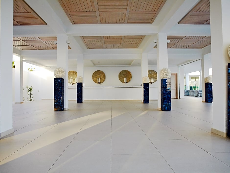 Grecotel LUX ME White