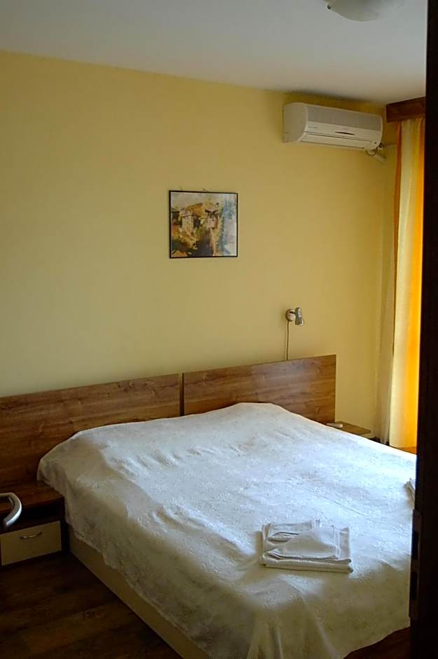 Condo Hotel Valentina