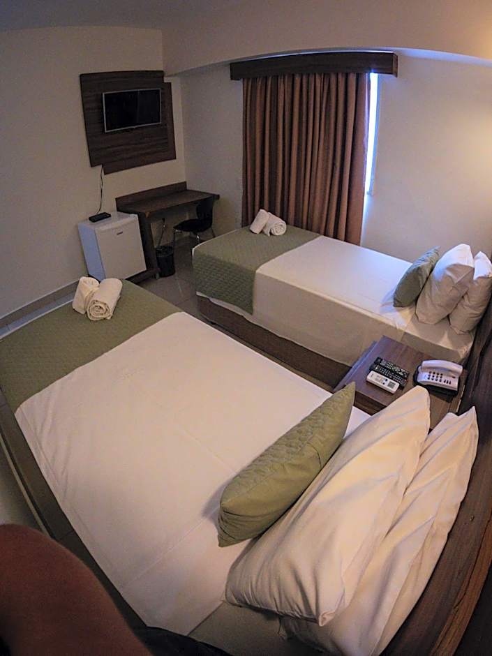 Ipe Center Hotel
