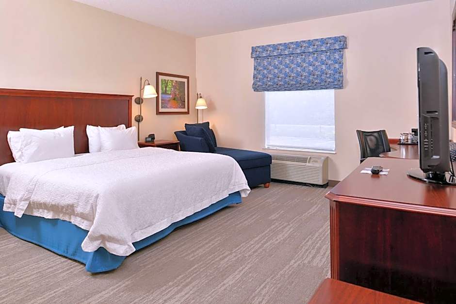 Hampton Inn By Hilton Harrisonburg-South