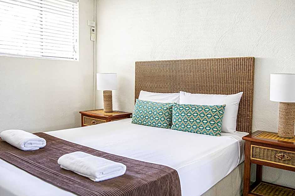 Beachfront Terraces with Onsite Reception & Check In
