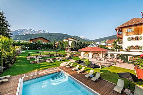 Mirabell Dolomites Hotel
