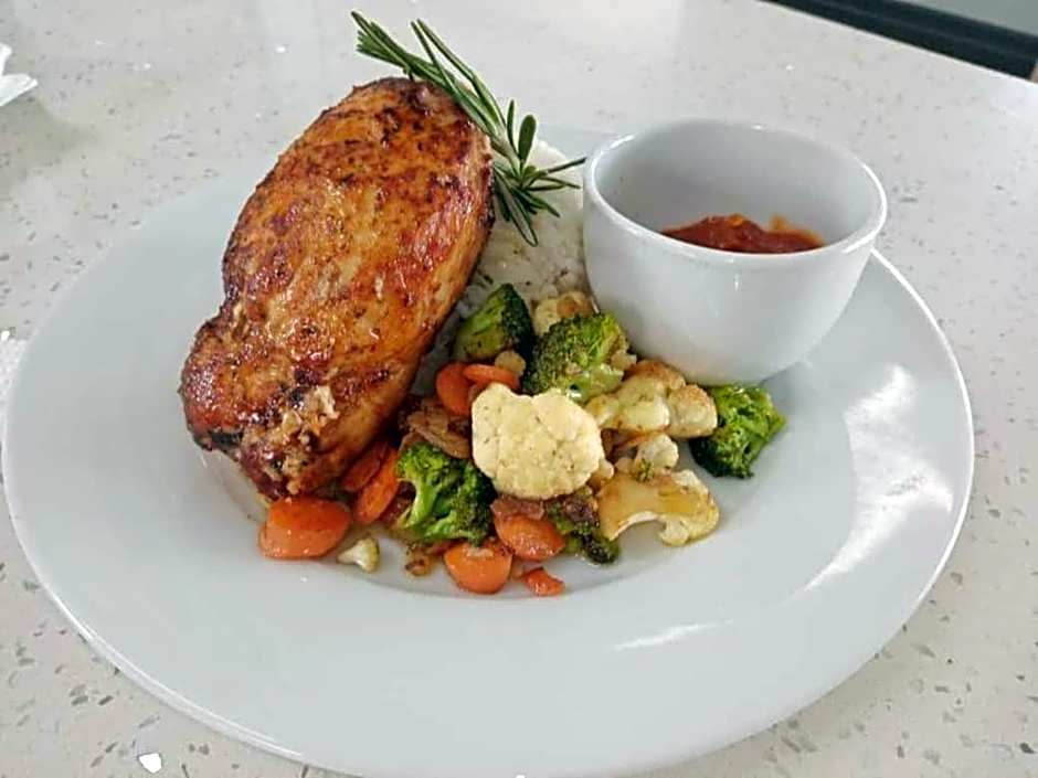 SEA WATER BOUTIQUE LODGE in Mankweng unit G