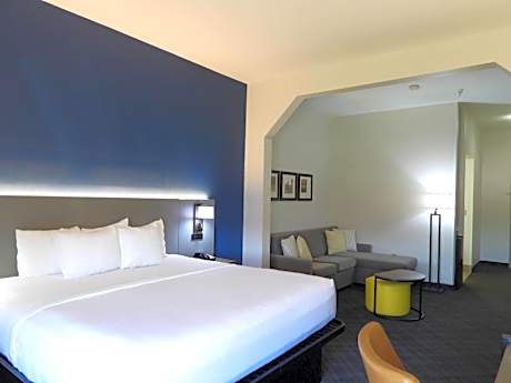 Comfort Suites Crossville
