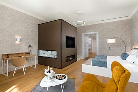 Ambassador Suite with Danube view