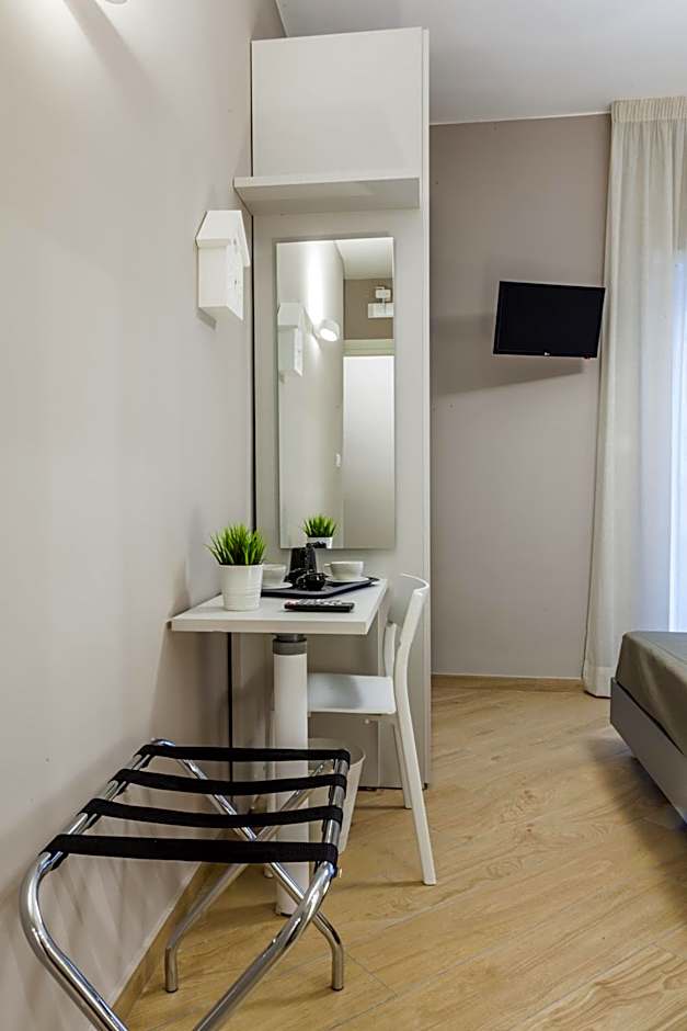 Euforia Napoli - Tre Sedi - Three Locations