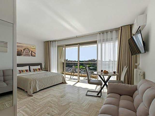 Cannes Marina Appart Hotel Mandelieu