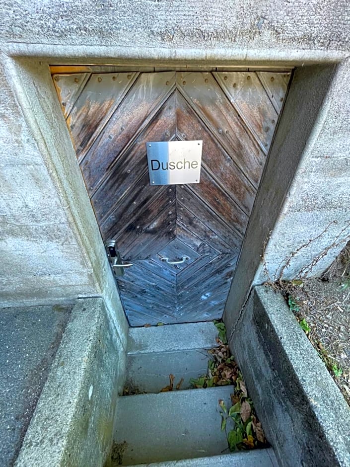 Berg - Hütte beim H O T E L Bahnhof Ausserberg